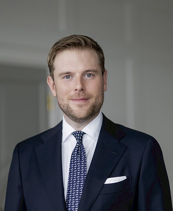 Hallin Löfgren Juristbyrå AB - Medarbetare - Viktor Löfgren, Jurist och grundare