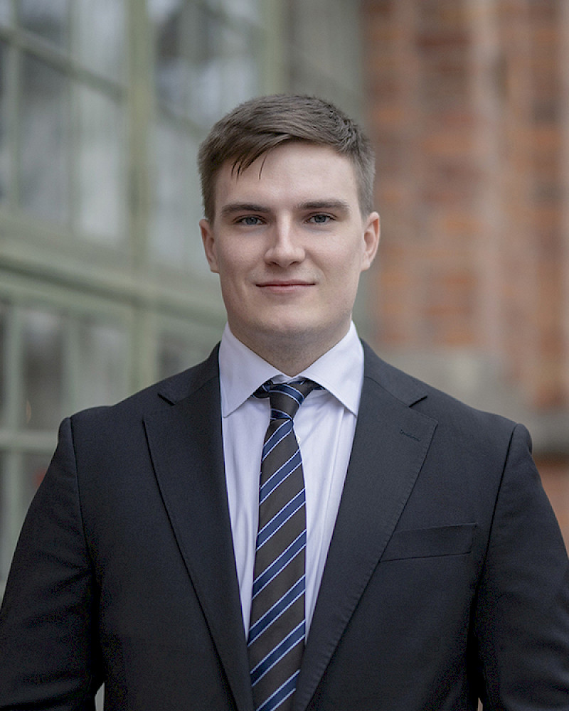 Hallin Löfgren Juristbyrå AB - Medarbetare - Victor Ström, Jurist