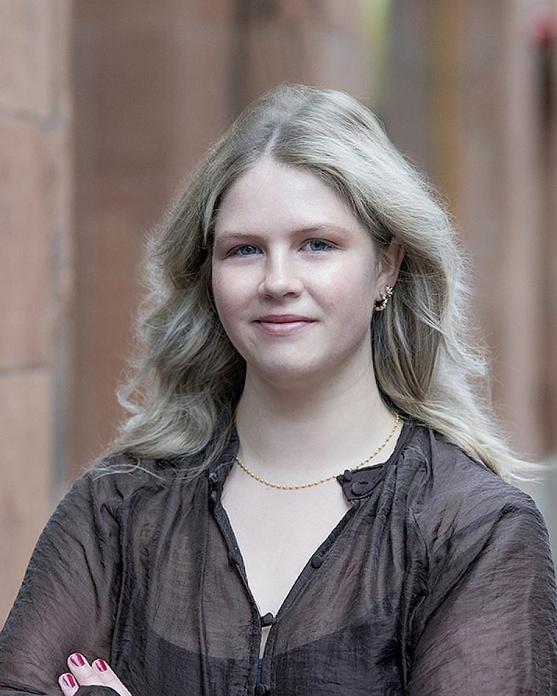 Hallin Löfgren Juristbyrå AB - Medarbetare - Rebecka Rennéus Guthrie, Jurist