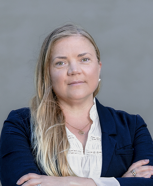 Hallin Löfgren Juristbyrå AB - Team - Madeleine Åberg Ekstam, Partner | LL.M.